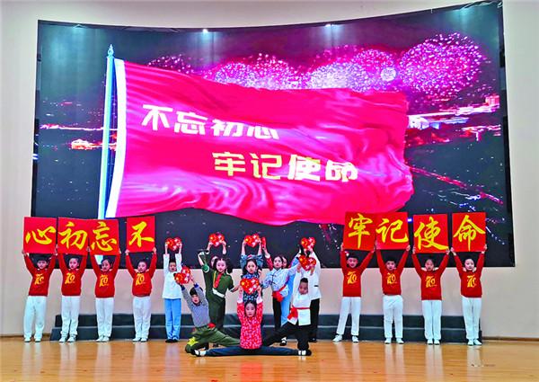 封面人物 | 陈立华:大地原点的《清明上河图》